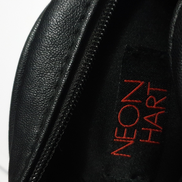 Neon Hart crossbody black faux leather studded bag - Picture 11 of 16